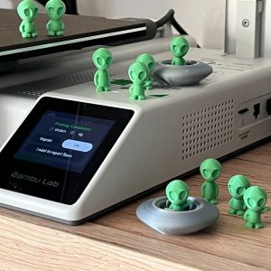 Visitantes Alienígenas Minúsculos