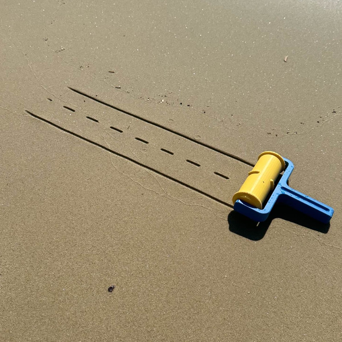 Rolo Criador de Pistas para Areia e Caixa de Areia Praia - Imagem 4