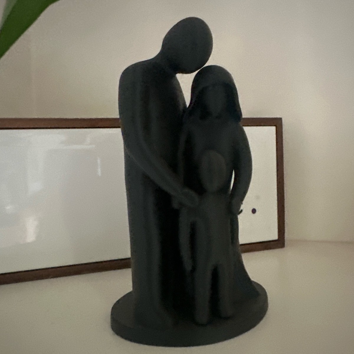 Escultura de Família Minimalista - Presente Cheio de Sentimento para o Dia das Mães - Imagem 7